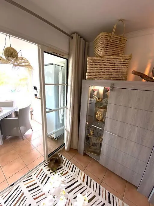 Le Paradis Zen Village Vacances 1Er Etage Et Rdc Vue Plage Et Mer Ste Anne サンタンヌ アパート