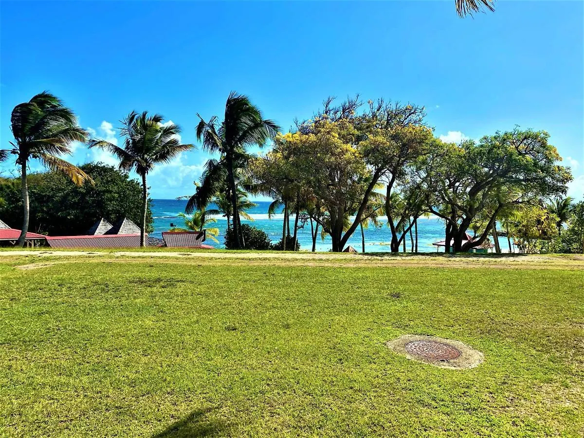 Le Paradis Zen Village Vacances 1Er Etage Et Rdc Vue Plage Et Mer Ste Anne サンタンヌ 0*,