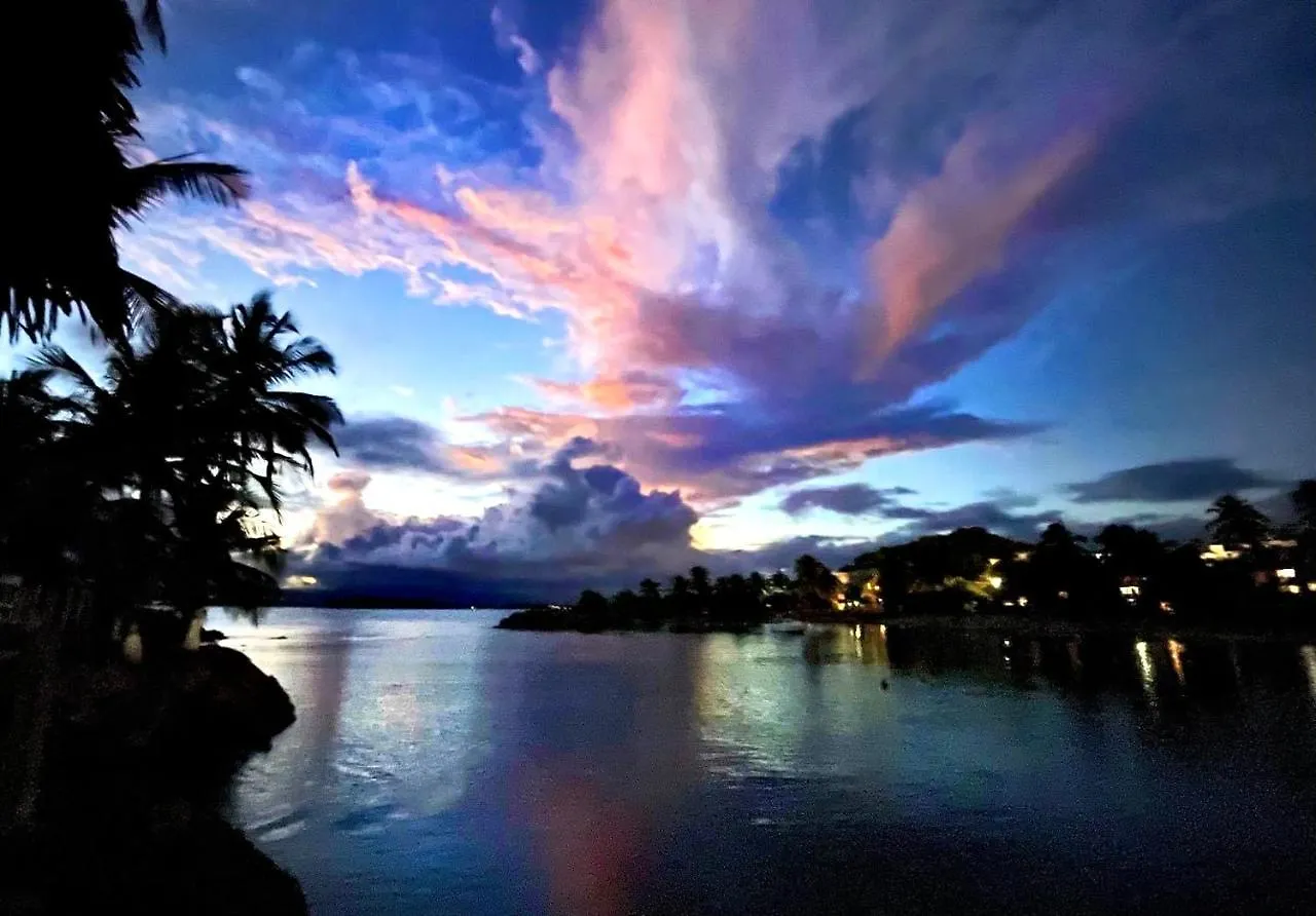 Le Paradis Zen Village Vacances 1Er Etage Et Rdc Vue Plage Et Mer Ste Anne サンタンヌ アパート
