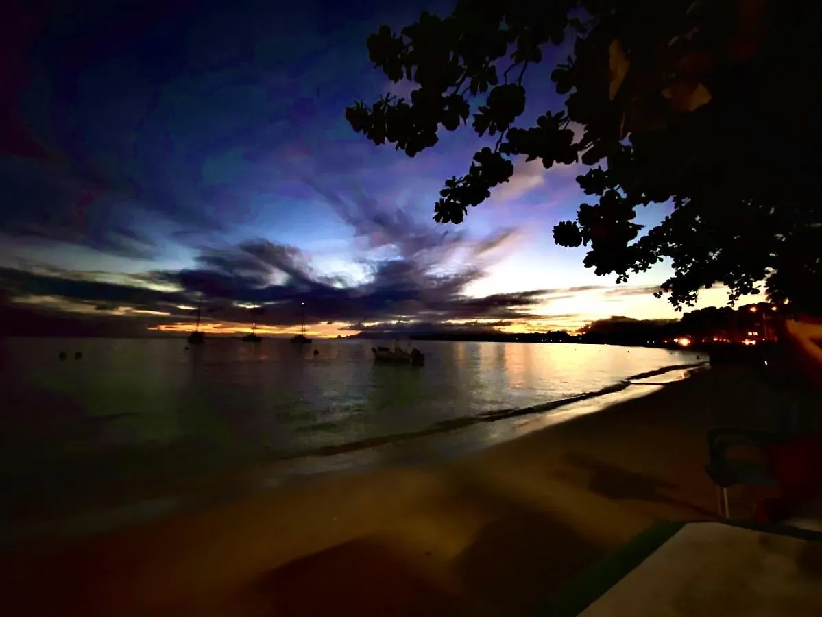 Le Paradis Zen Village Vacances 1Er Etage Et Rdc Vue Plage Et Mer Ste Anne サンタンヌ アパート