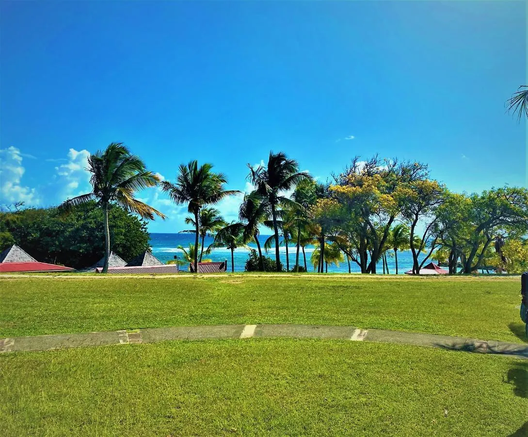Le Paradis Zen Village Vacances 1Er Etage Et Rdc Vue Plage Et Mer Ste Anne サンタンヌ アパート