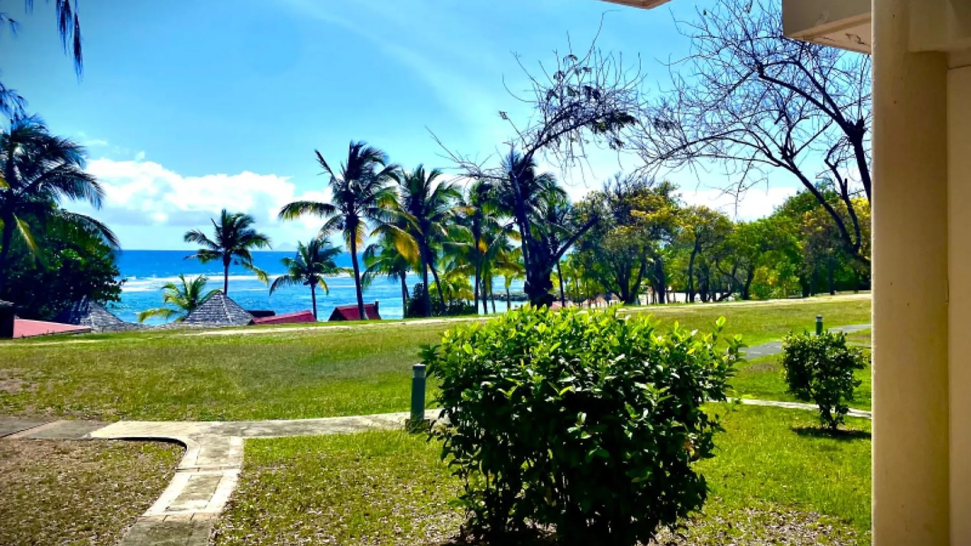 Le Paradis Zen Village Vacances 1Er Etage Et Rdc Vue Plage Et Mer Ste Anne サンタンヌ 0*,  グアドループ